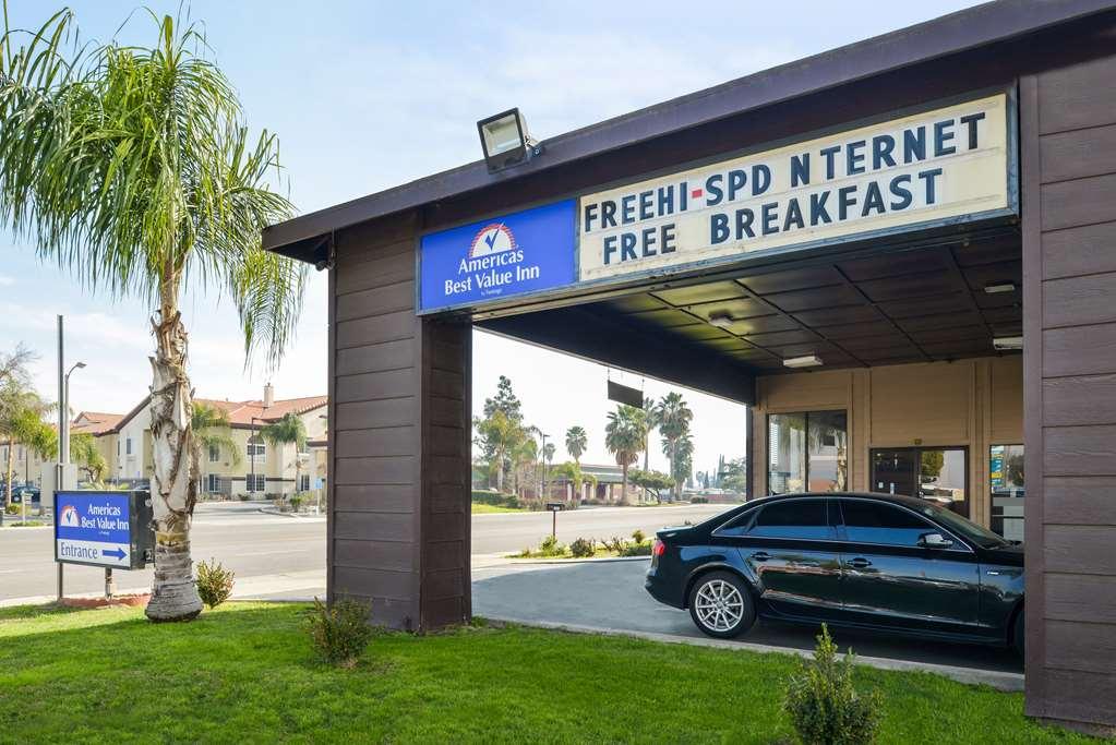 Studio 6 Suites Delano, Ca Экстерьер фото