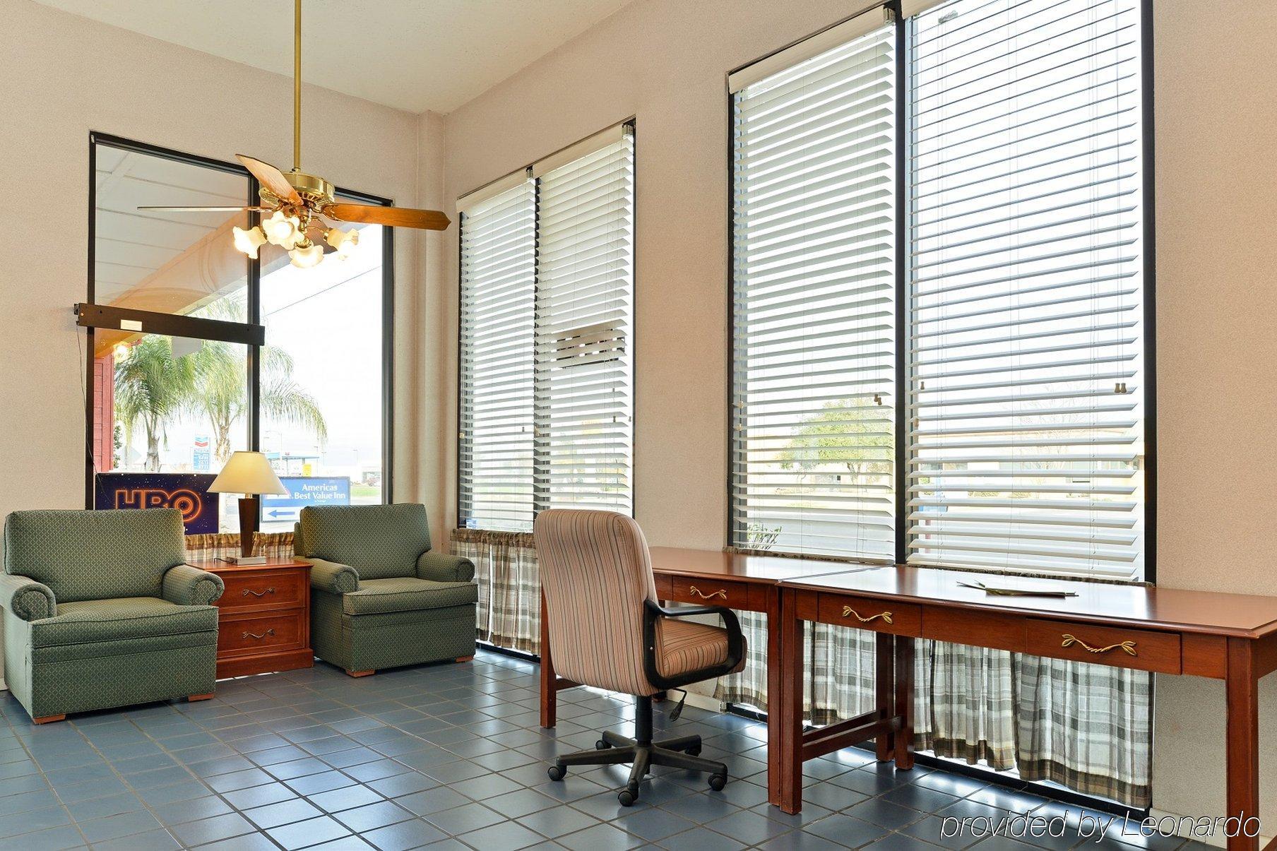 Studio 6 Suites Delano, Ca Экстерьер фото