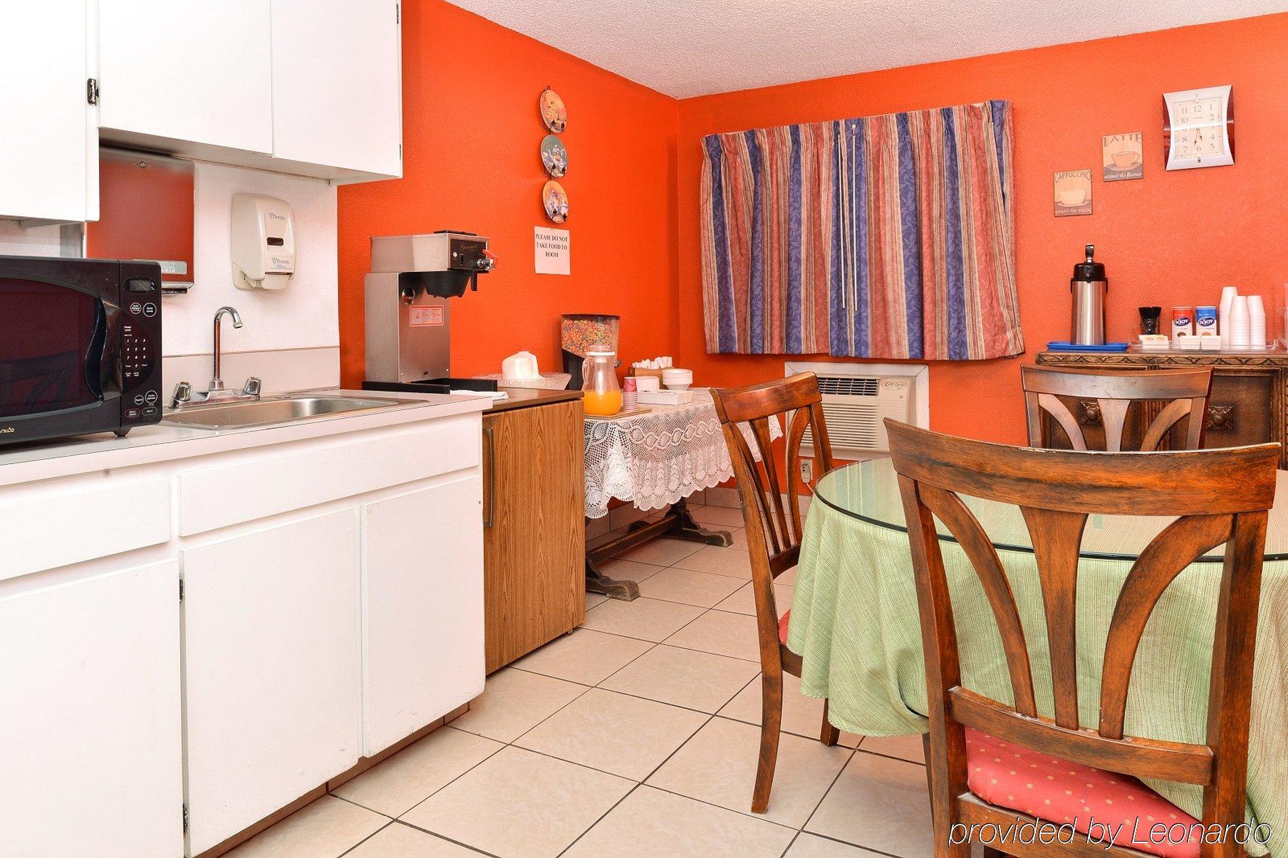 Studio 6 Suites Delano, Ca Экстерьер фото