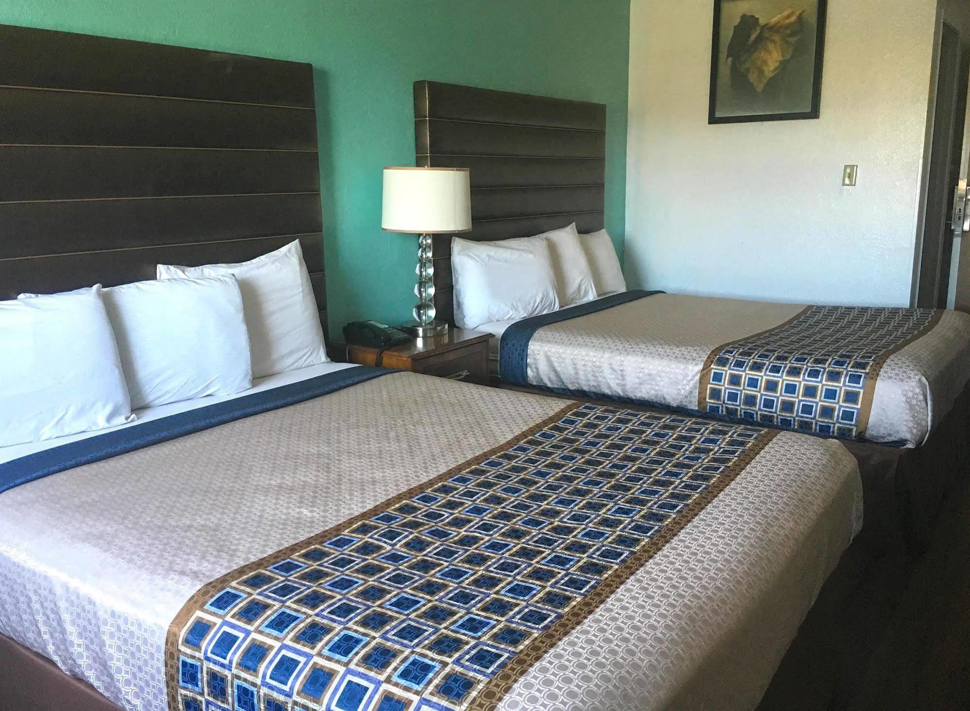 Studio 6 Suites Delano, Ca Экстерьер фото